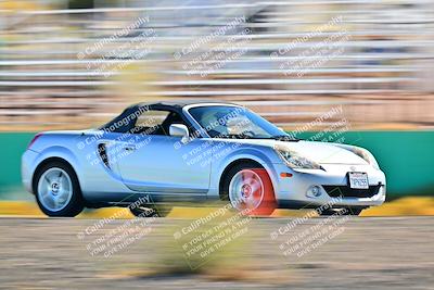 media/Oct-18-2025-Extreme Speed (Sat) [[d6d7e1fef1]]/Group 5/Session 3 (Turn 1)/